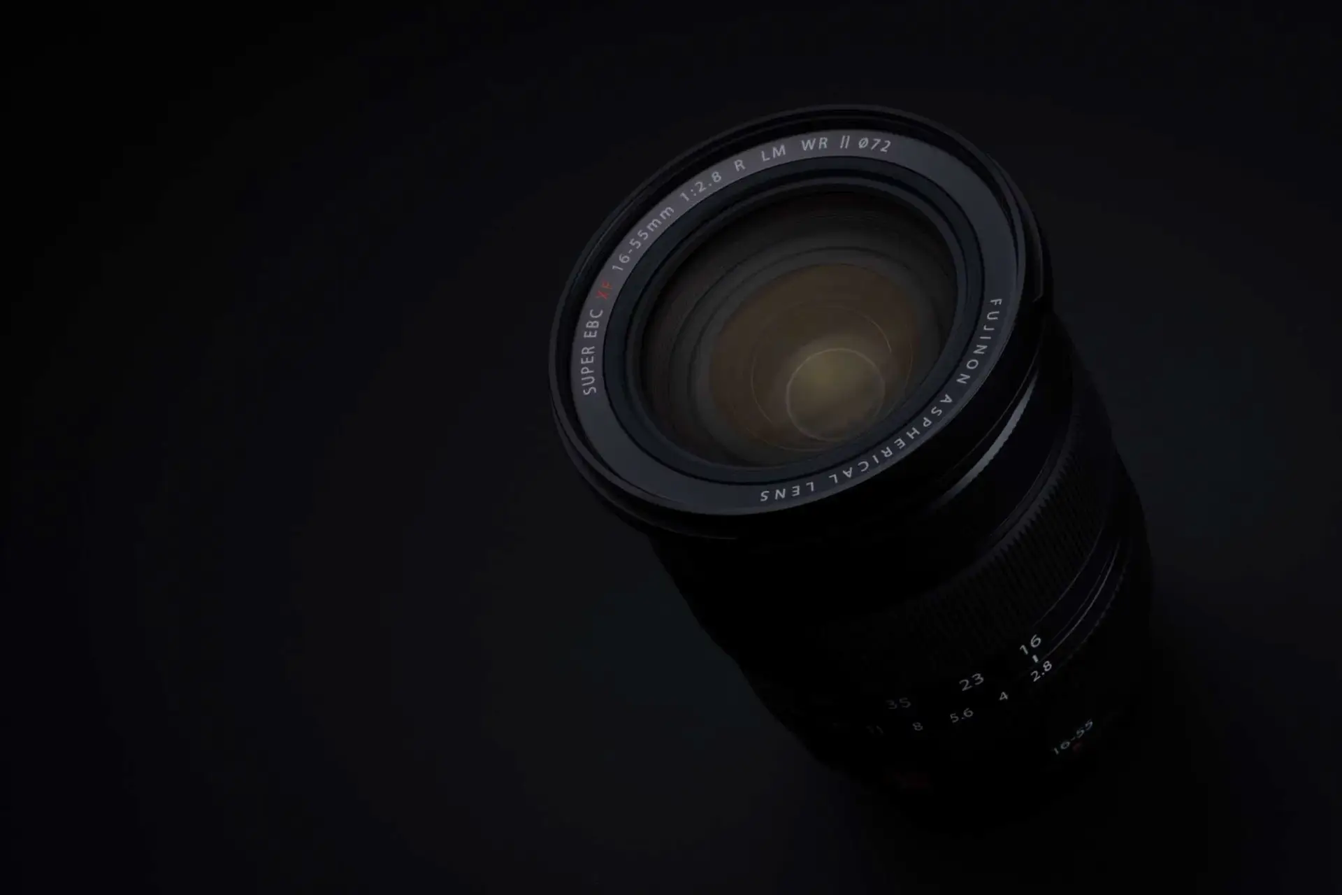 xf16-55mmf28-ii_product-overview_01